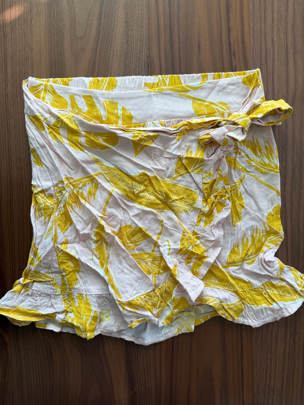wild fable Yellow Leaf-Print Tie-Waist skirt